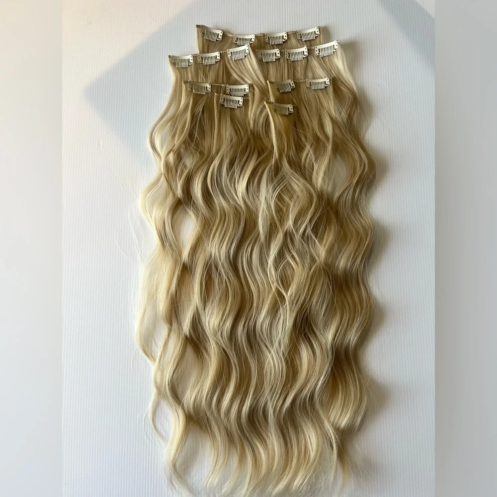 Human hair blend 24 In Clip in light Ash Blonde Wavy Hair Extensions